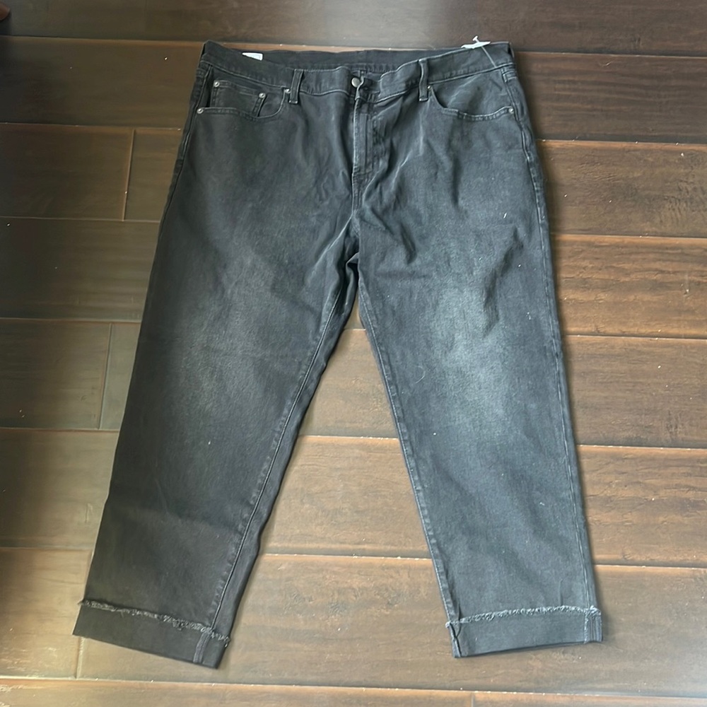 NWT Gap Black Girlfriend Jeans, size 34/18